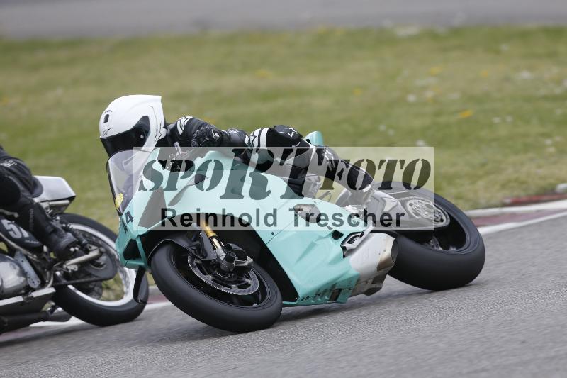 /09 19.04.2026  Caremotion get faster ADR/Gruppe gelb/44